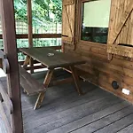 度假居 Nad Jeziorem Wilczynskim Dla Czterech Osob, Sypialnia Z Lozem Malzenskim Oraz Salon Z Rozkladanym Naroznikiem Swietne