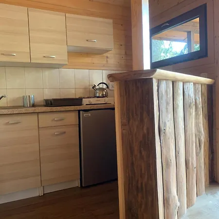 Nad Jeziorem Wilczynskim Dla Czterech Osob, Sypialnia Z Lozem Malzenskim Oraz Salon Z Rozkladanym Naroznikiem Σπίτι διακοπών Swietne