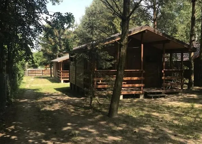 Nad Jeziorem Wilczynskim Dla Czterech Osob, Sypialnia Z Lozem Malzenskim Oraz Salon Z Rozkladanym Naroznikiem Ferienhaus Swietne