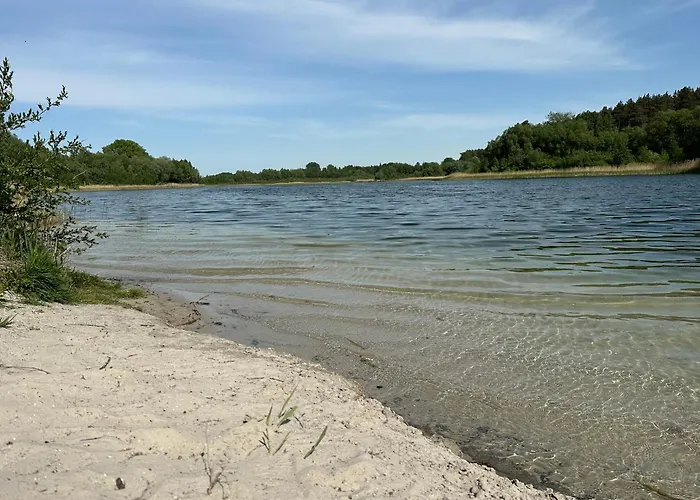 Nad Jeziorem Wilczynskim Dla Czterech Osob, Sypialnia Z Lozem Malzenskim Oraz Salon Z Rozkladanym Naroznikiem * Swietne