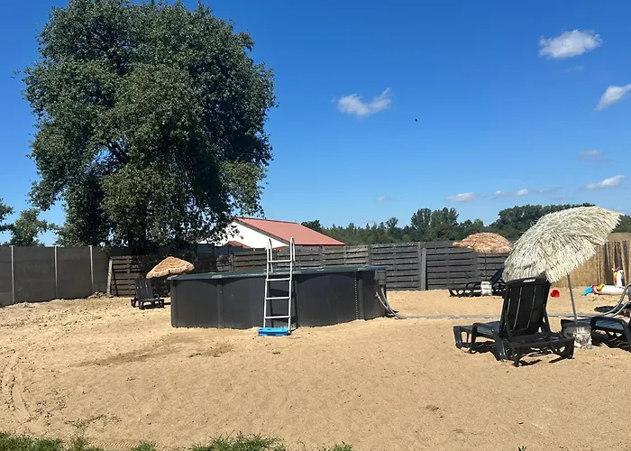 Nad Jeziorem Wilczynskim Dla Czterech Osob, Sypialnia Z Lozem Malzenskim Oraz Salon Z Rozkladanym Naroznikiem