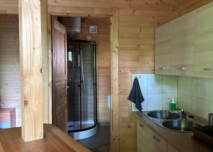 Nad Jeziorem Wilczynskim Dla Czterech Osob, Sypialnia Z Lozem Malzenskim Oraz Salon Z Rozkladanym Naroznikiem