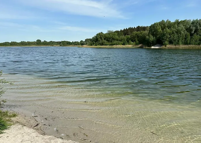 Nad Jeziorem Wilczynskim Dla Czterech Osob, Sypialnia Z Lozem Malzenskim Oraz Salon Z Rozkladanym Naroznikiem Swietne